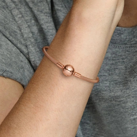 Pandora 14k Rose Gold Plated Mesh Bracelet. - Picture 3 of 8